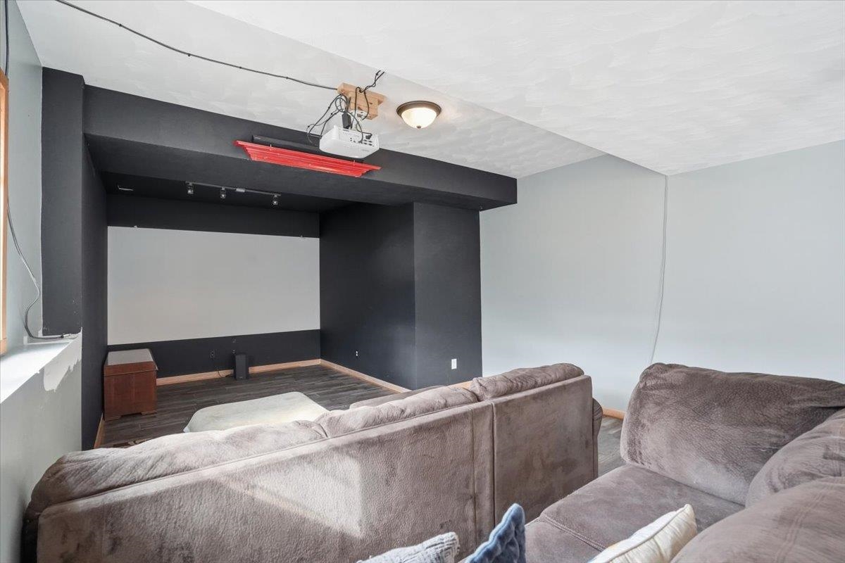 W9072 Hilltop Road Portage, WI 53901 - Photo 30 of 38