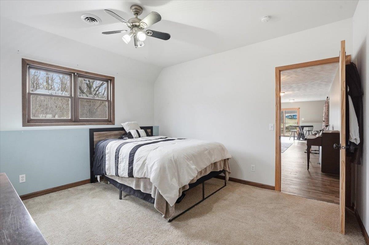 W9072 Hilltop Road Portage, WI 53901 - Photo 31 of 38