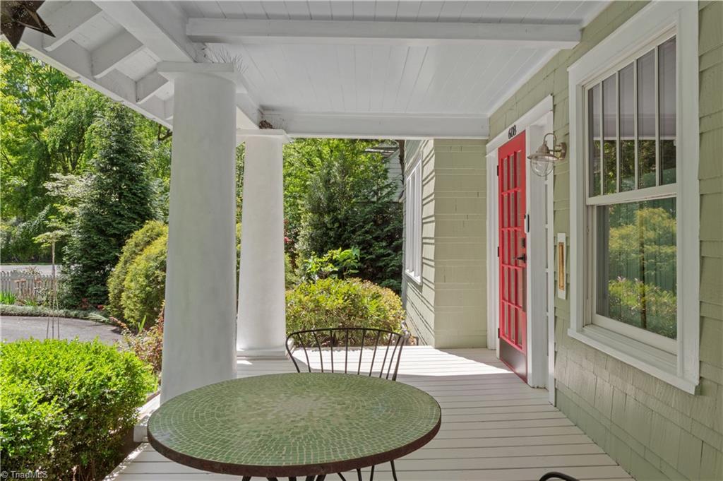 608 Stratford Road Northwest Winston-Salem, NC 27104 - Photo 4 of 50