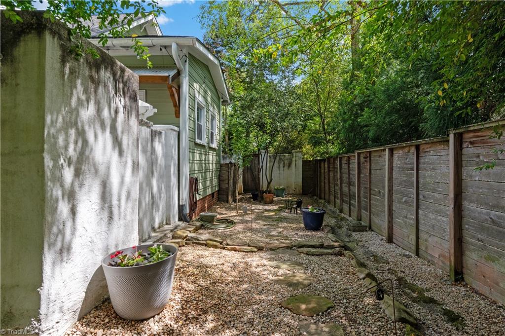 608 Stratford Road Northwest Winston-Salem, NC 27104 - Photo 43 of 50