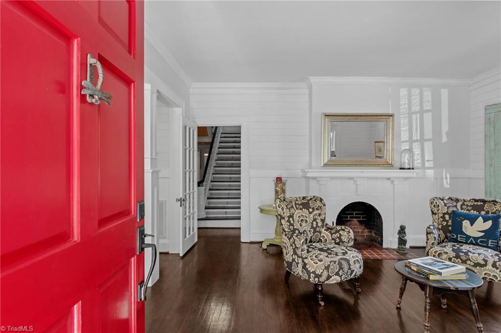 608 Stratford Road Northwest Winston-Salem, NC 27104 - Photo 5 of 50