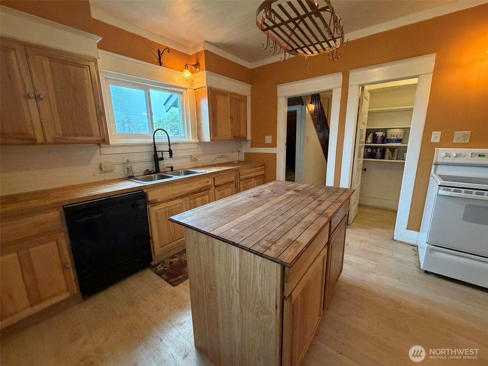 918 West Cushing Street Aberdeen, WA 98520 - Photo 17 of 40