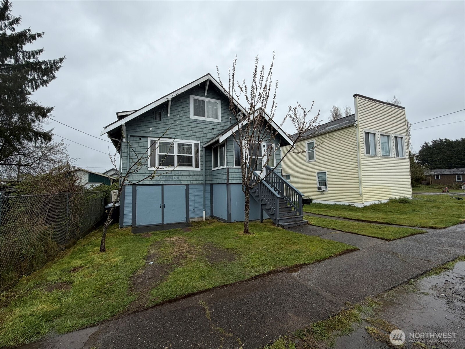 918 West Cushing Street Aberdeen, WA 98520 - Photo 3 of 40
