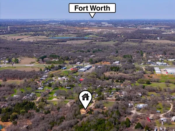 $1,000,000 | 6160 County Road 319, Alvarado, TX 76009