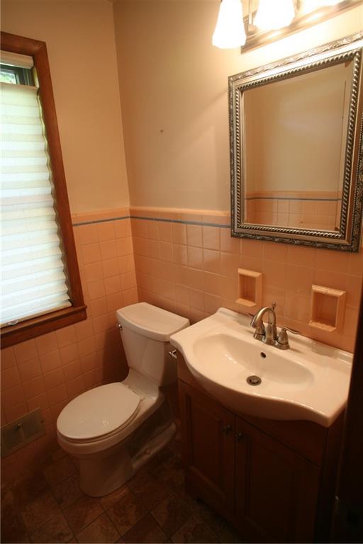 260 Crestmont Road Pittsburgh, PA 15237 - Photo 18 of 25 Gallery Image 18