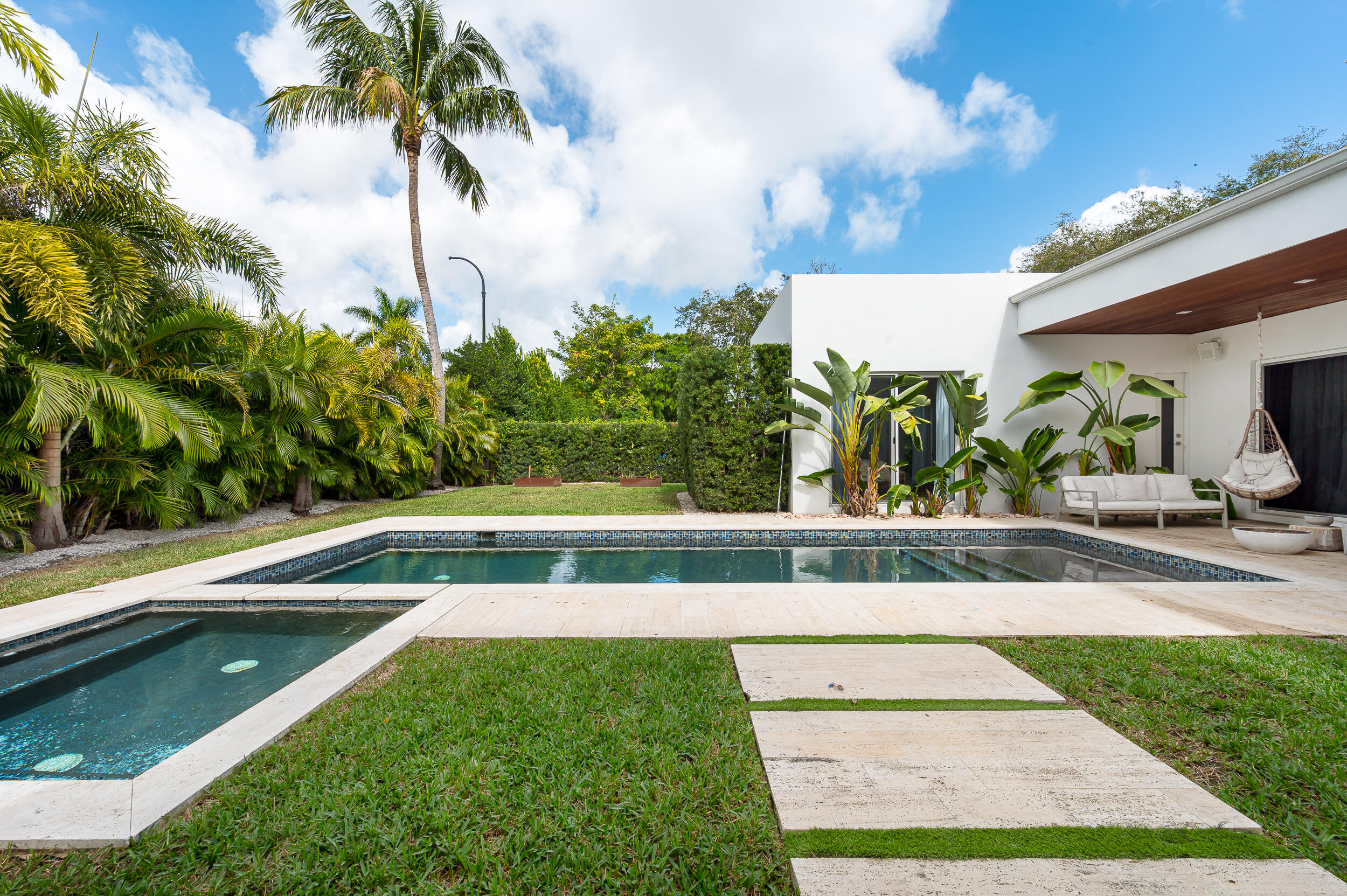 4740 Bay Point Road Miami, FL 33137 - Photo 25 of 27 a view of a backyard