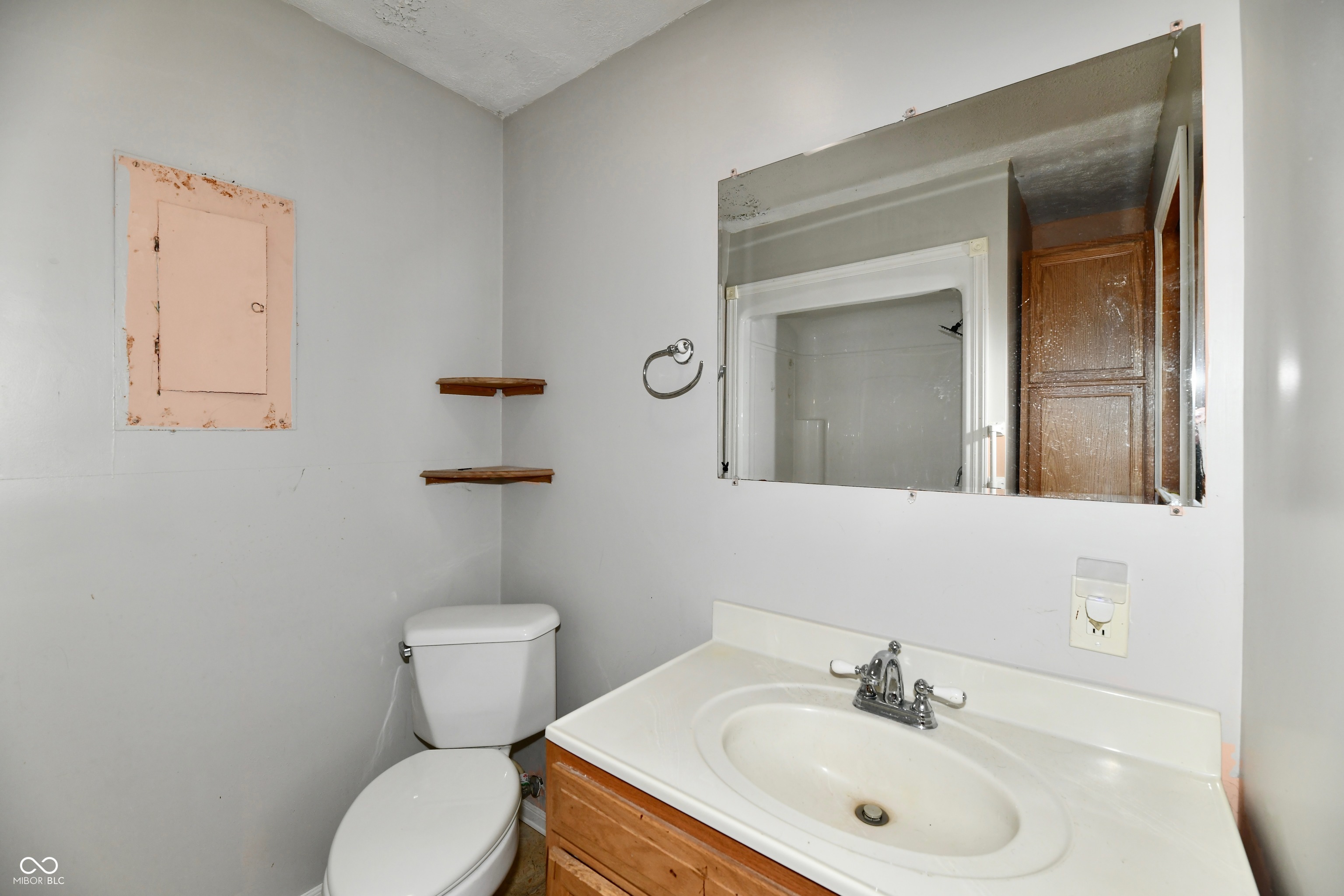 129 East McKenzie Road Greenfield, IN 46140 - Photo 28 of 33