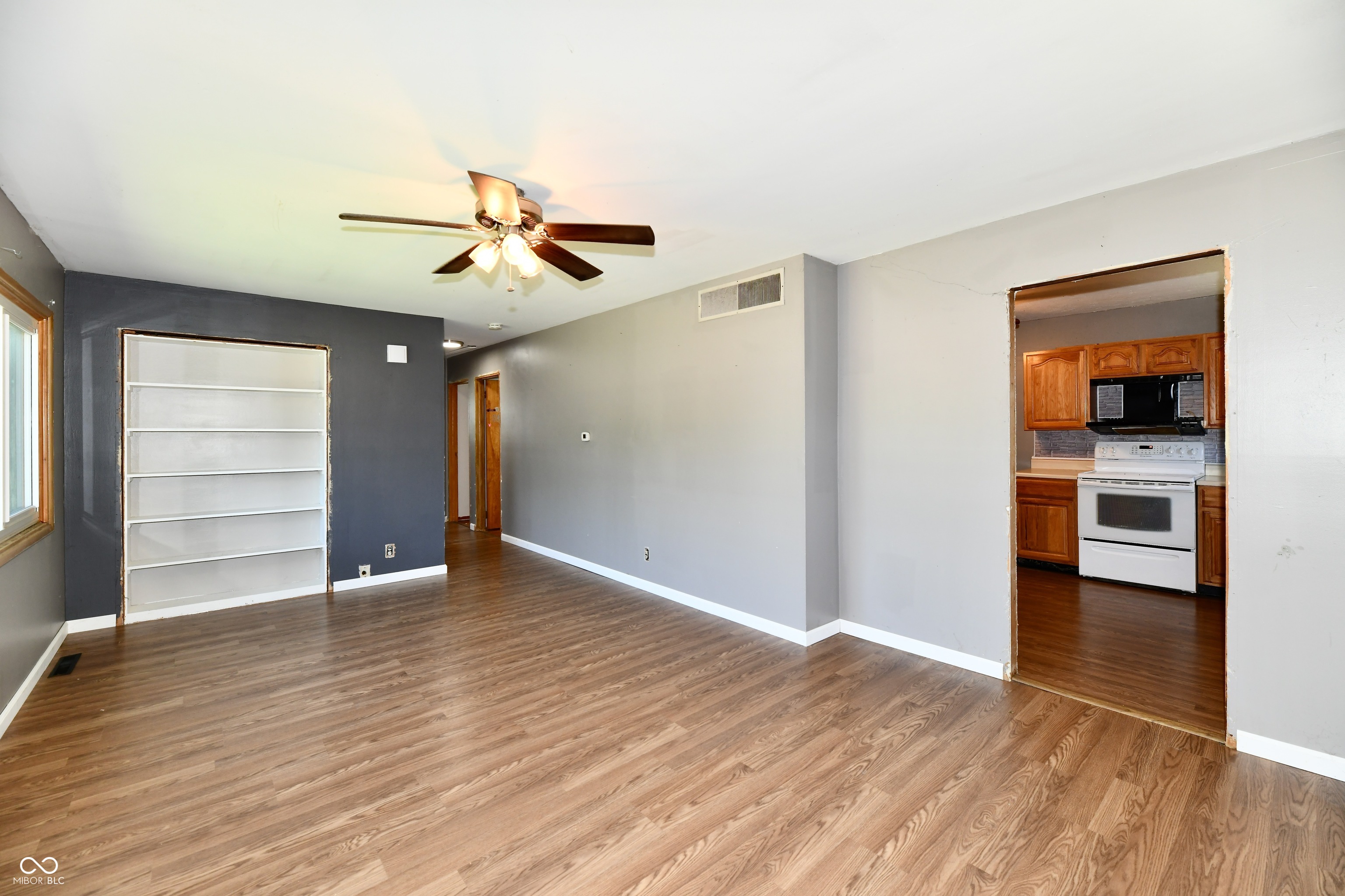 129 East McKenzie Road Greenfield, IN 46140 - Photo 8 of 33