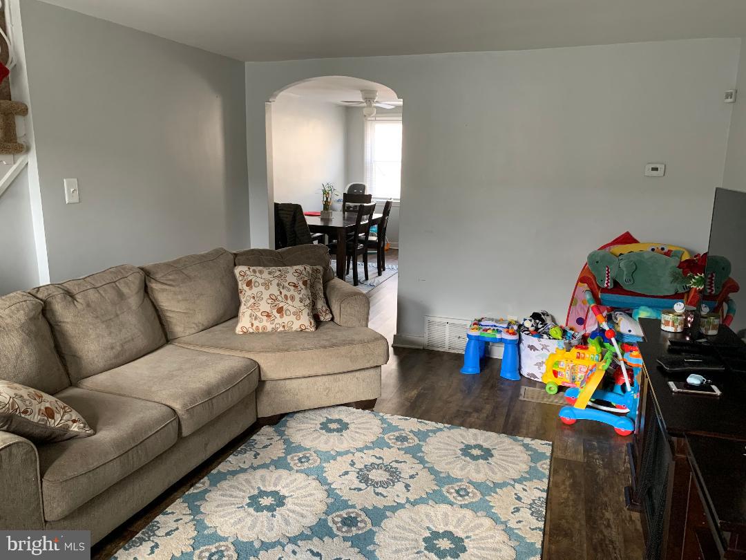 7250 Rutland Street Philadelphia, PA 19149 - Photo 2 of 17 Gallery Image 2