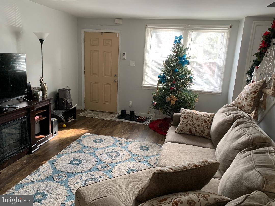 7250 Rutland Street Philadelphia, PA 19149 - Photo 3 of 17 Gallery Image 3