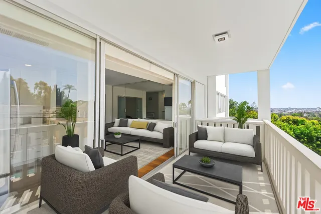 $605,000 | 999 North Doheny Drive, Unit 211, West Hollywood, CA 90069
