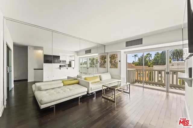 $605,000 | 999 North Doheny Drive, Unit 211, West Hollywood, CA 90069