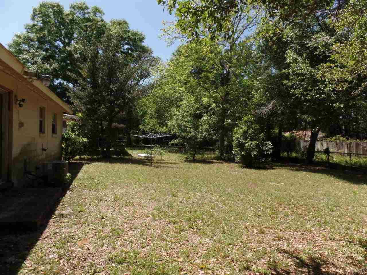 832 East Montclair Road Pensacola, FL 32505 - Photo 5 of 15 Gallery Image 5