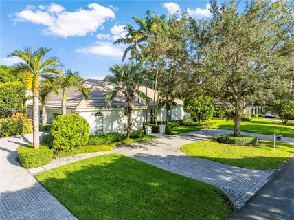 $1,649,000 | 16121 Southwest 83rd Avenue, Palmetto Bay, FL 33157