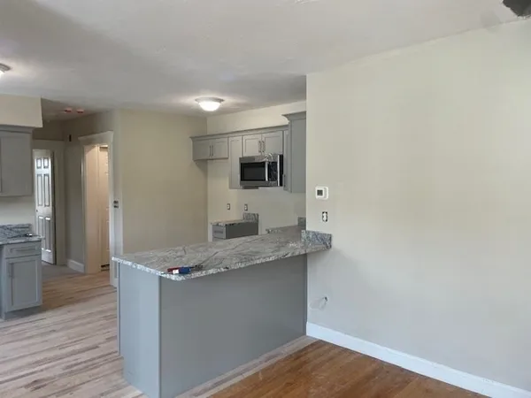 $2,175 | 154 Lovell Street, Unit 1L, Worcester, MA 01603