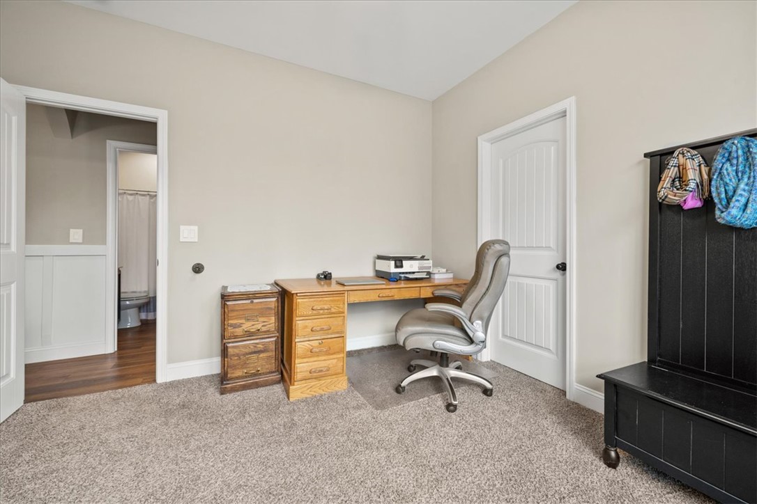 104 Inlet Pointe Drive Anderson, SC 29625 - Photo 27 of 50 This versatile room offers a comfortable and private setting for productivity or relaxation.