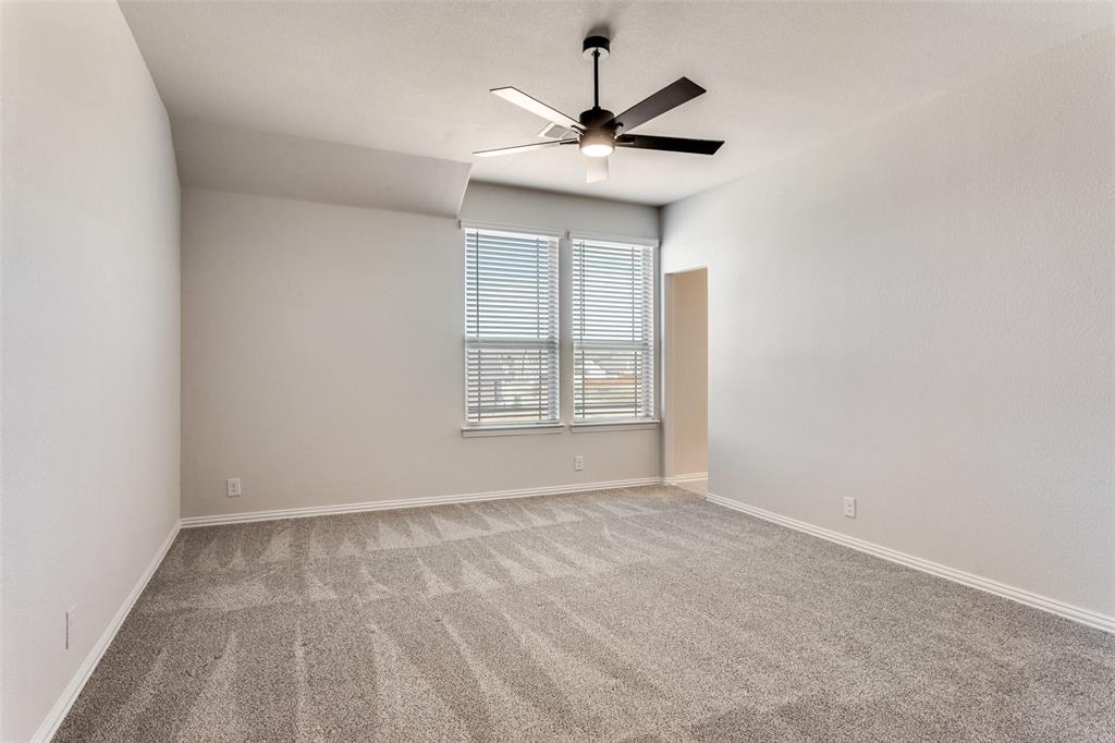 725 Seahawk Street Joshua, TX 76058 - Photo 14 of 26