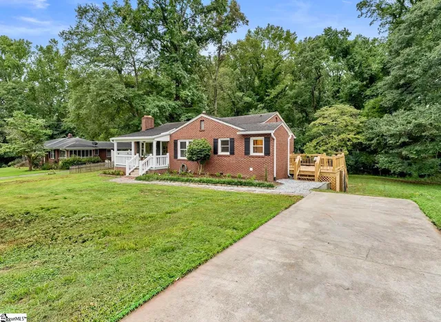 $314,000 | 522 Forest Lane, Belton, SC 29627