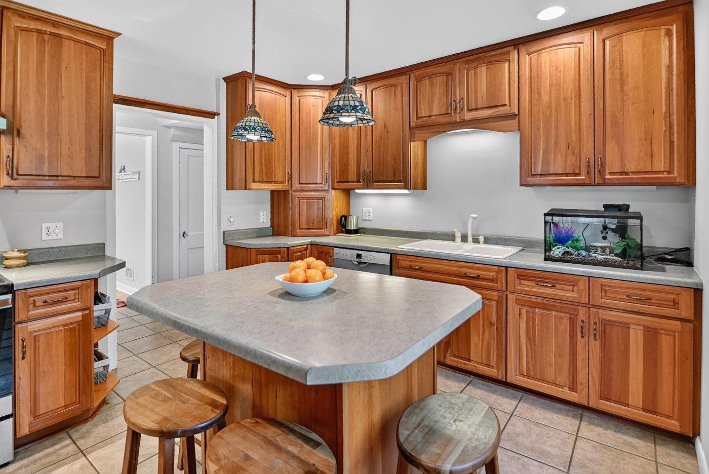 560 Toepfer Avenue Madison, WI 53711 - Photo 10 of 44