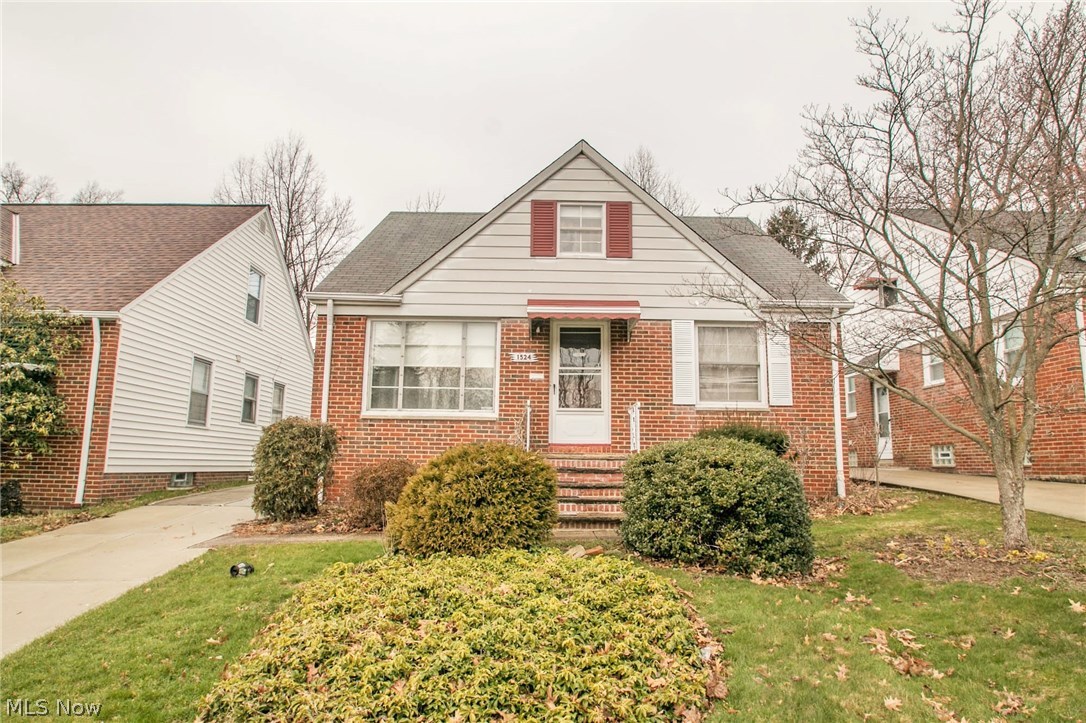 1524 Maplegrove Road Cleveland, OH 44121 - Photo 1 of 19