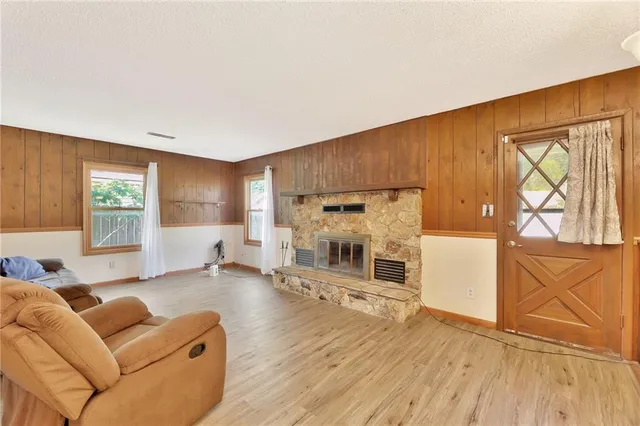 $212,000 | 141 North Tracy Street, Wichita, KS 67212