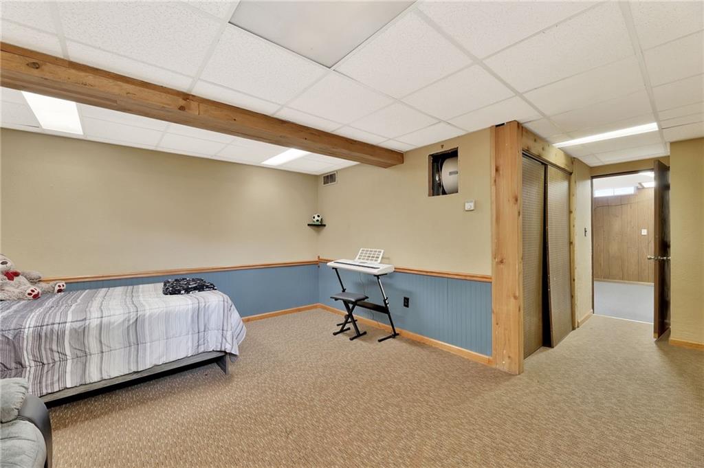 141 North Tracy Street Wichita, KS 67212 - Photo 22 of 44