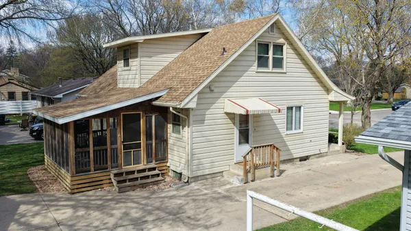 $228,000 | 1112 15th Street Southwest, Willmar, MN 56201