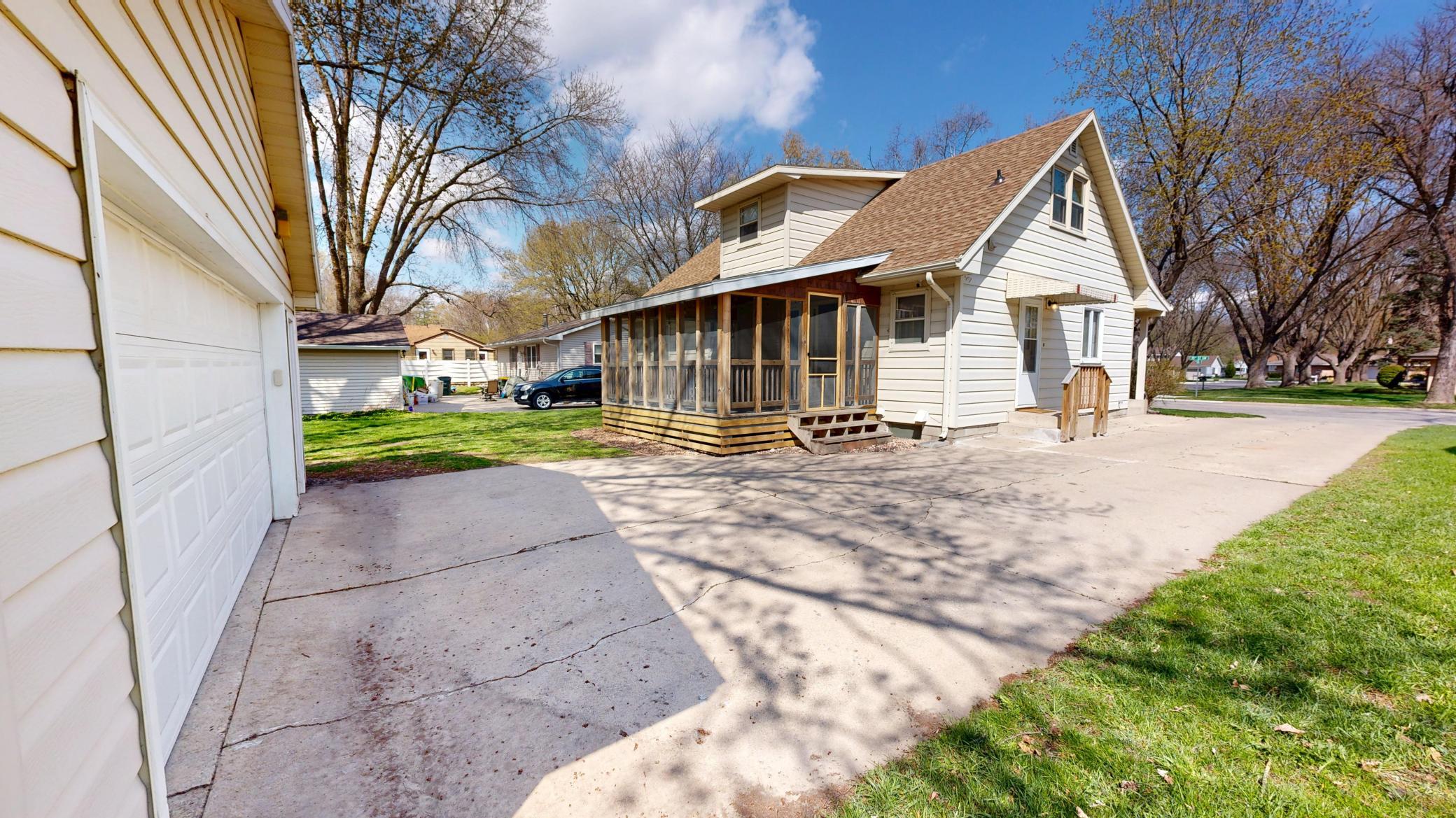 1112 15th Street Southwest Willmar, MN 56201 - Photo 5 of 79
