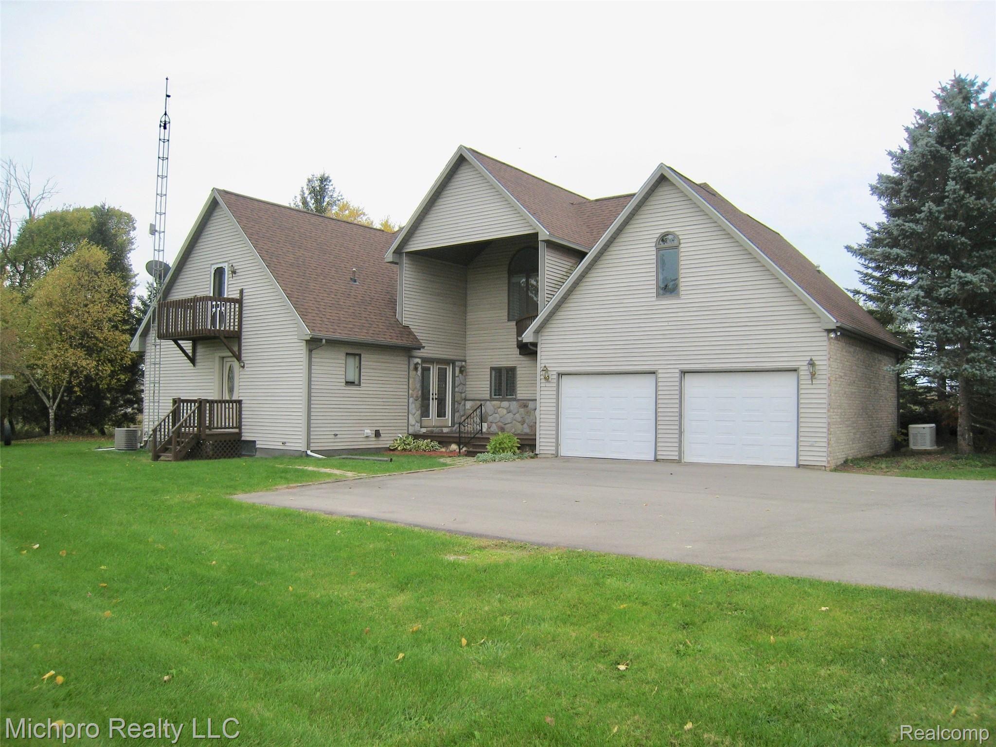 7640 Jefferson Road North Branch, MI 48461 - Photo 9 of 59 IMG_0768.jpg