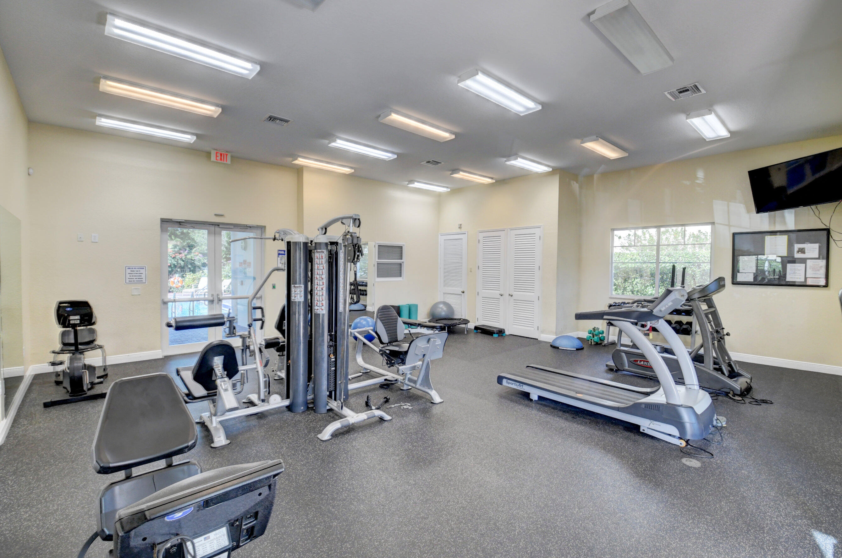587 Northwest 35th Place Boca Raton, FL 33431 - Photo 18 of 20 Community Gym
