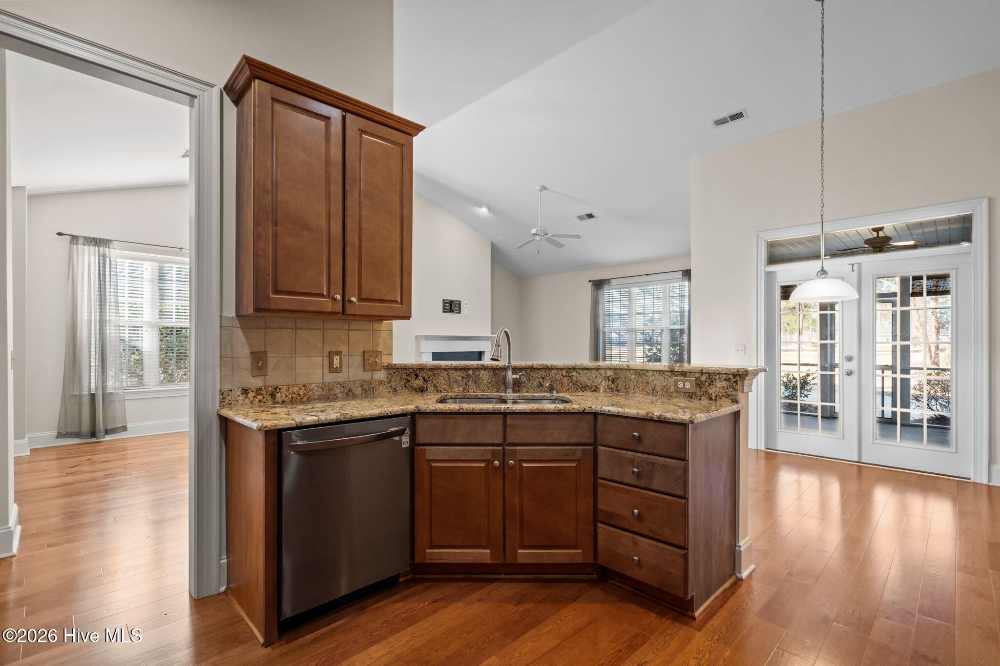 258 Morning View Way Leland, NC 28451 - Photo 19 of 81 32-web-or-mls-DSC05530