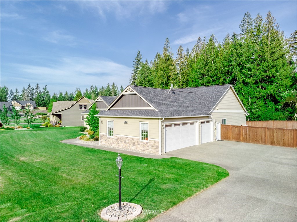 9217 Fox Ridge Lane Southeast Olympia, WA 98513 - Photo 2 of 25 Gallery Image 2