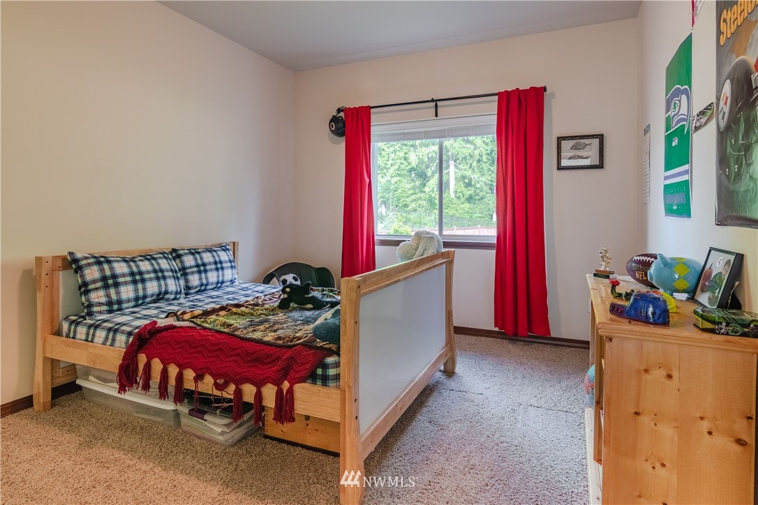 9217 Fox Ridge Lane Southeast Olympia, WA 98513 - Photo 17 of 25 Gallery Image 17