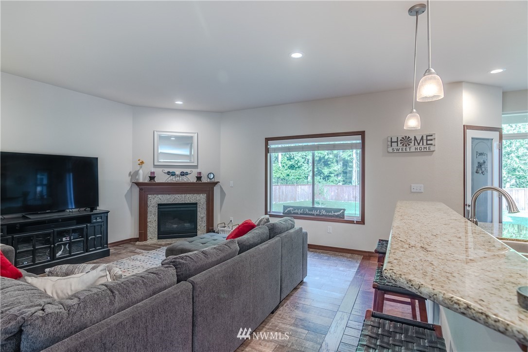 9217 Fox Ridge Lane Southeast Olympia, WA 98513 - Photo 7 of 25 Gallery Image 7