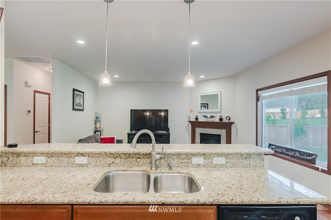 9217 Fox Ridge Lane Southeast Olympia, WA 98513 - Photo 10 of 25 Gallery Image 10