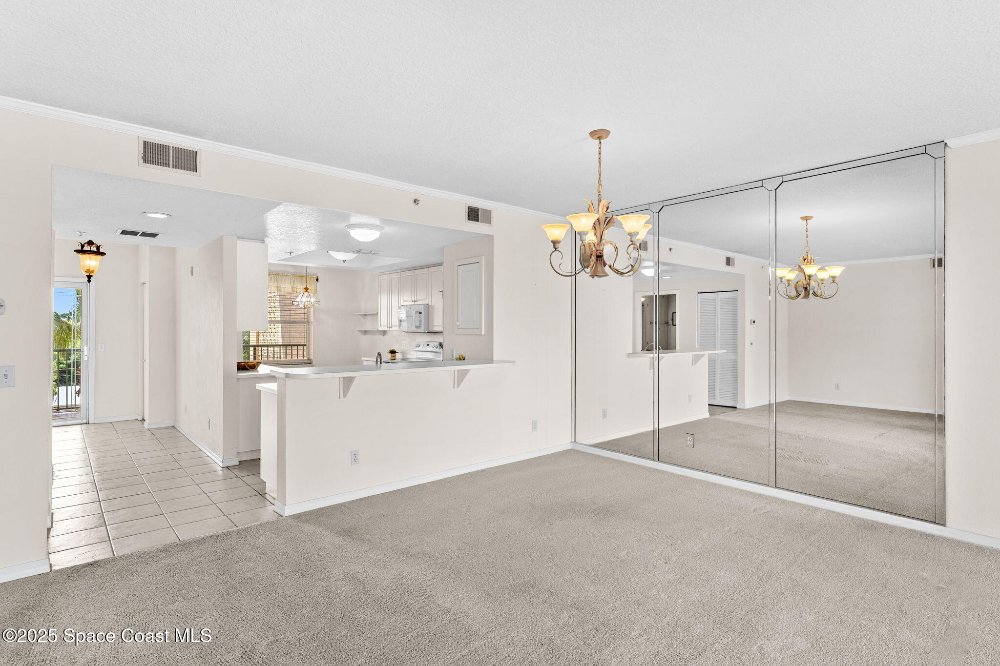 102 Riverside Drive, Unit 605 Cocoa, FL 32922 - Photo 15 of 84 Dining Area Views