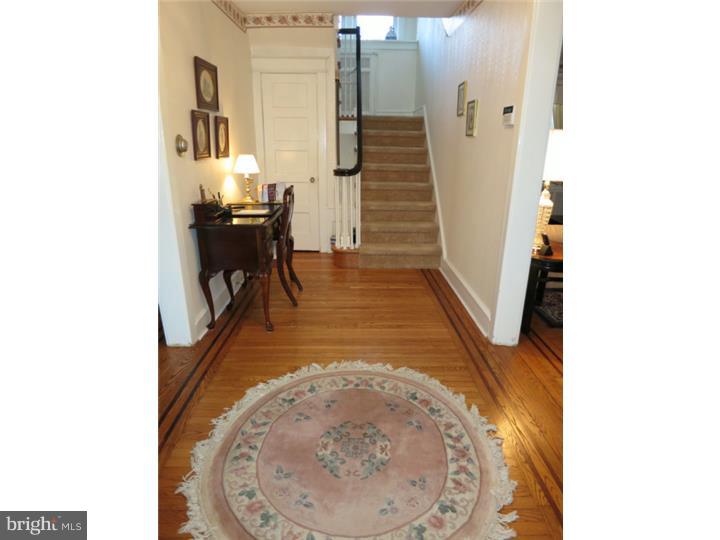 8500 Pembrook Road Philadelphia, PA 19128 - Photo 6 of 25 Foyer