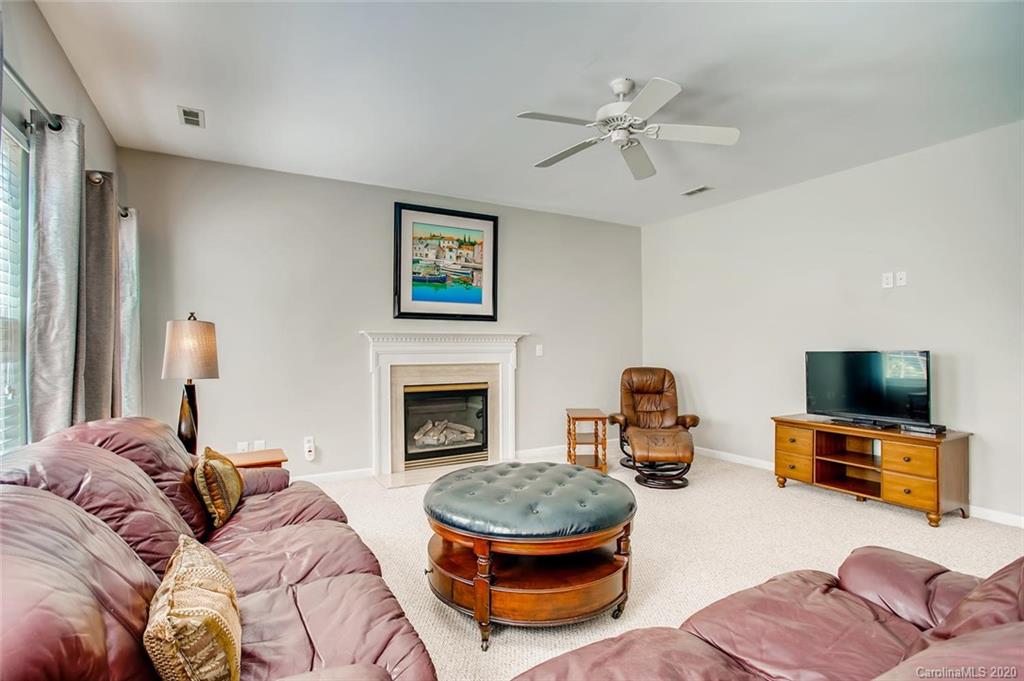 12723 Winget Road Charlotte, NC 28278 - Photo 12 of 33 Gallery Image 12