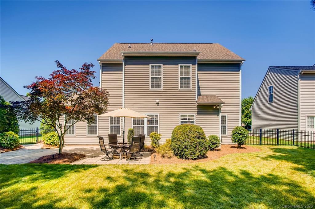 12723 Winget Road Charlotte, NC 28278 - Photo 28 of 33 Gallery Image 28