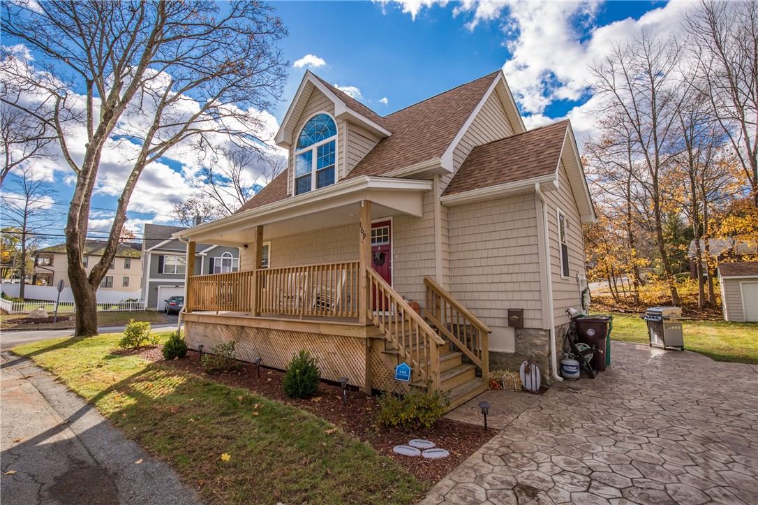 169 Alice Avenue Woonsocket, RI 02895 - Photo 3 of 27 Gallery Image 3
