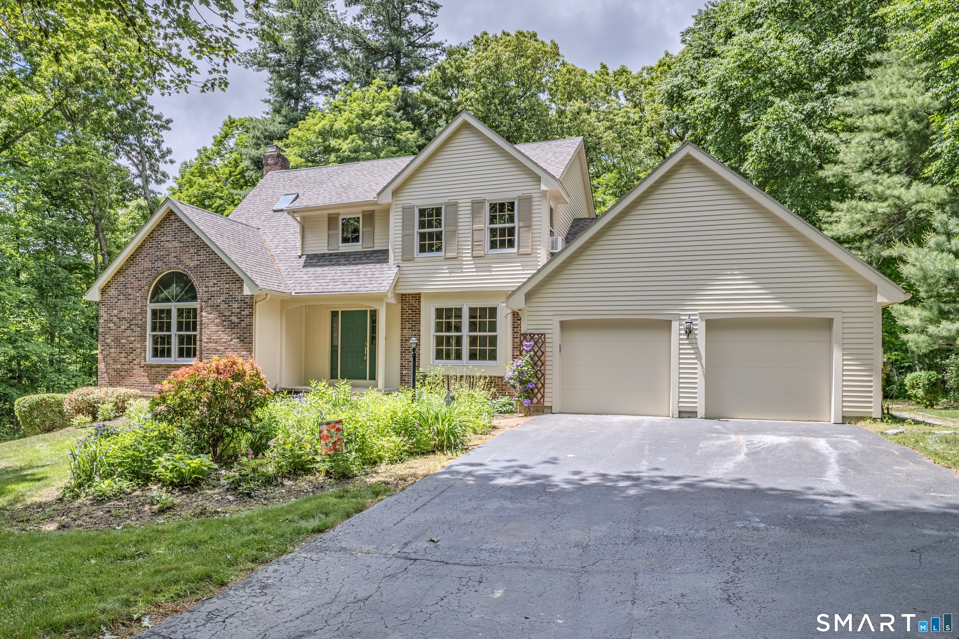 15 Jacobs Hill Road Mansfield, CT 06250 - Photo 1 of 40