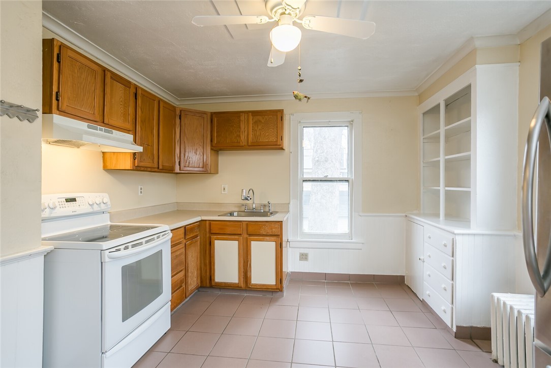 3774 Lake Avenue Rochester, NY 14612 - Photo 6 of 32