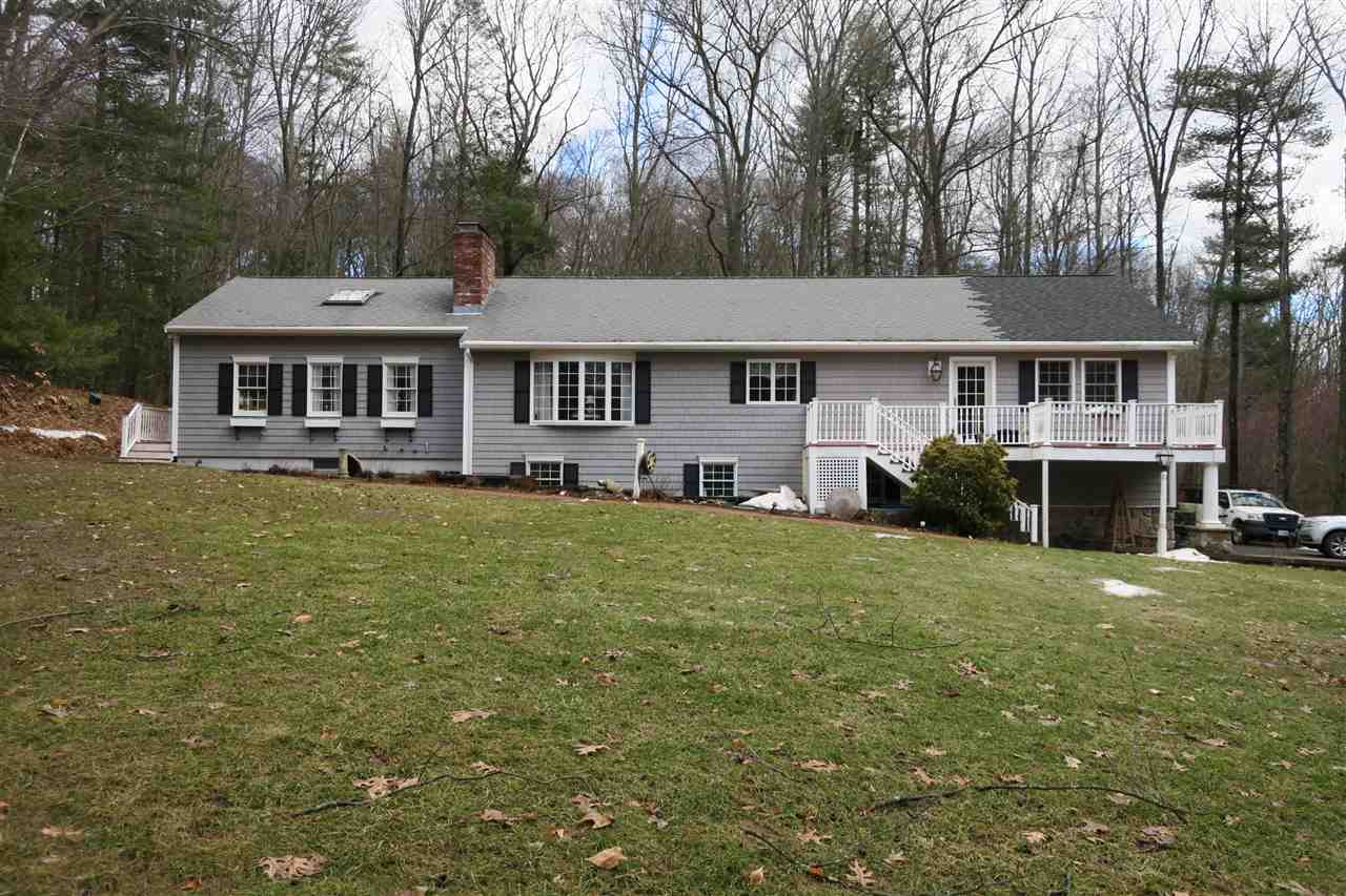 39 Cottage Road Kensington, NH 03833 - Photo 1 of 40