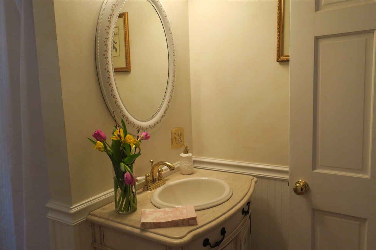 39 Cottage Road Kensington, NH 03833 - Photo 25 of 40