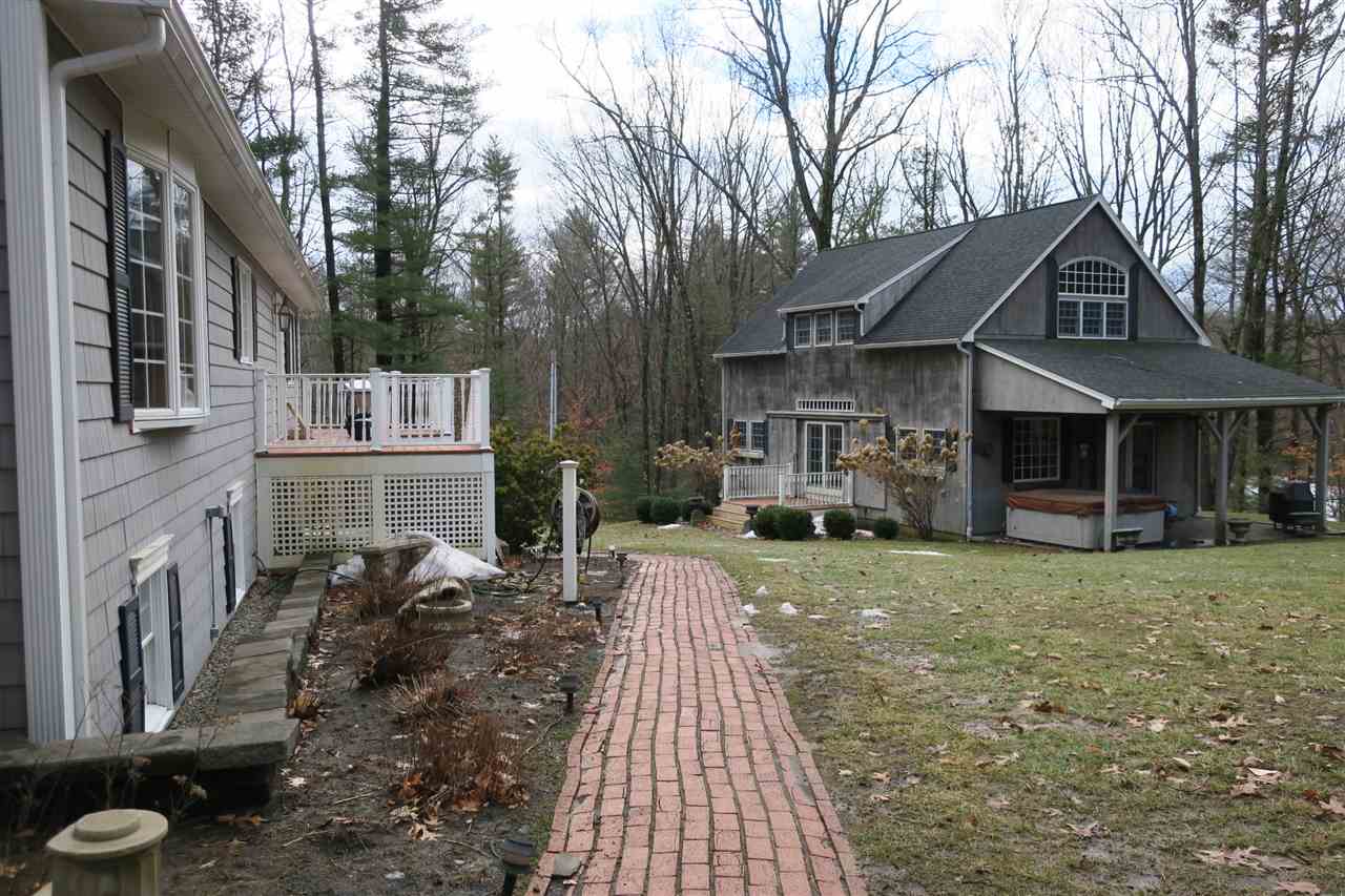 39 Cottage Road Kensington, NH 03833 - Photo 5 of 40