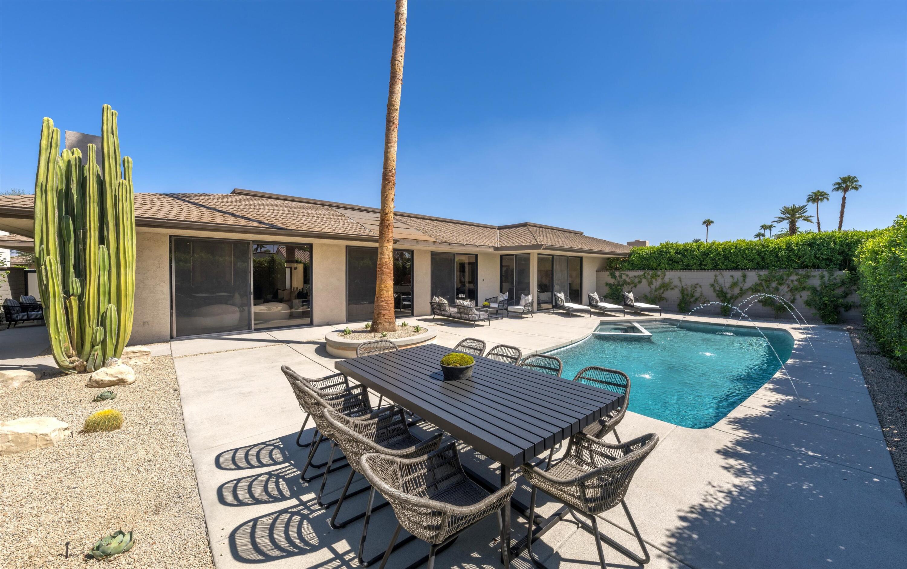 61 Colgate Drive Rancho Mirage, CA 92270 - Photo 13 of 36 12-68494630
