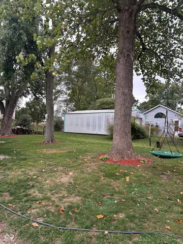 $130,000 | 207 West Maple Street, Cayuga, IN 47928