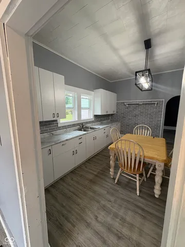 $130,000 | 207 West Maple Street, Cayuga, IN 47928