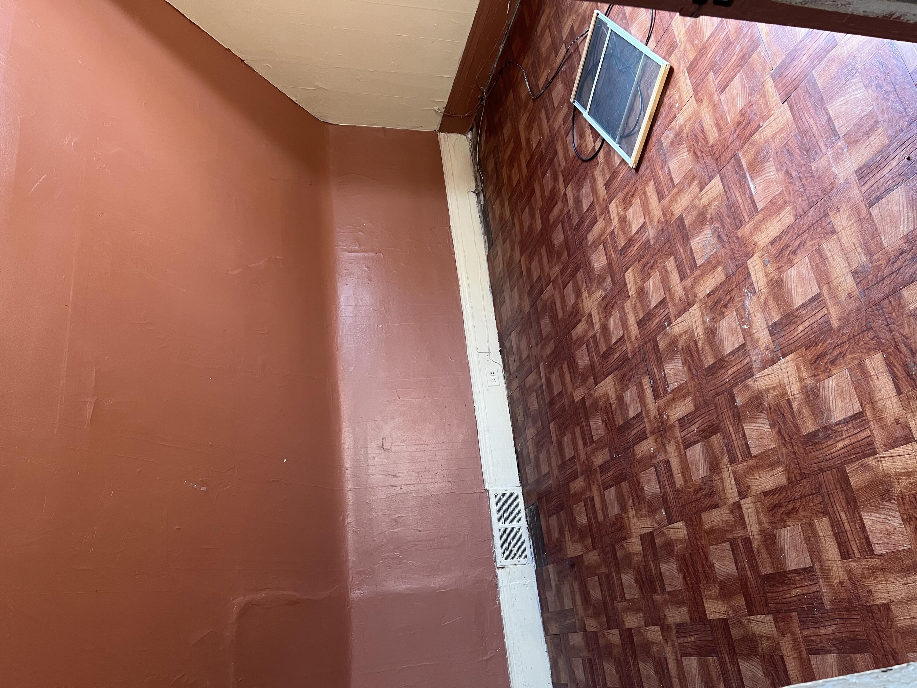 3741 Rohns Street Detroit, MI 48214 - Photo 37 of 37 Upstairs room #3