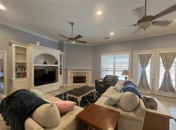 $669,900 | 121 Sunflower Road, Belle Chasse, LA 70037